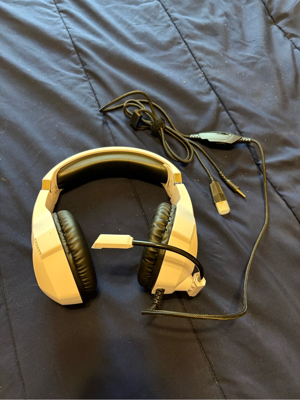 White Over-Ear Gaming Headset with Mic